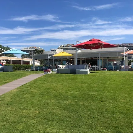 Apartman Mali Garden Side