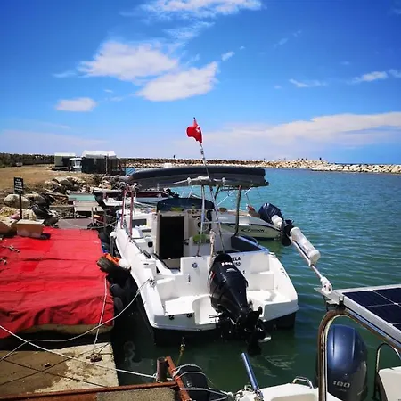 Mali Garden Apartman *