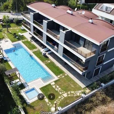 Mali Garden * סייד