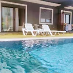 아파트 Mali Garden 시데