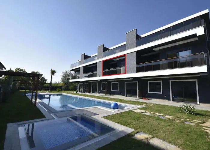 Mali Garden Apartment Side